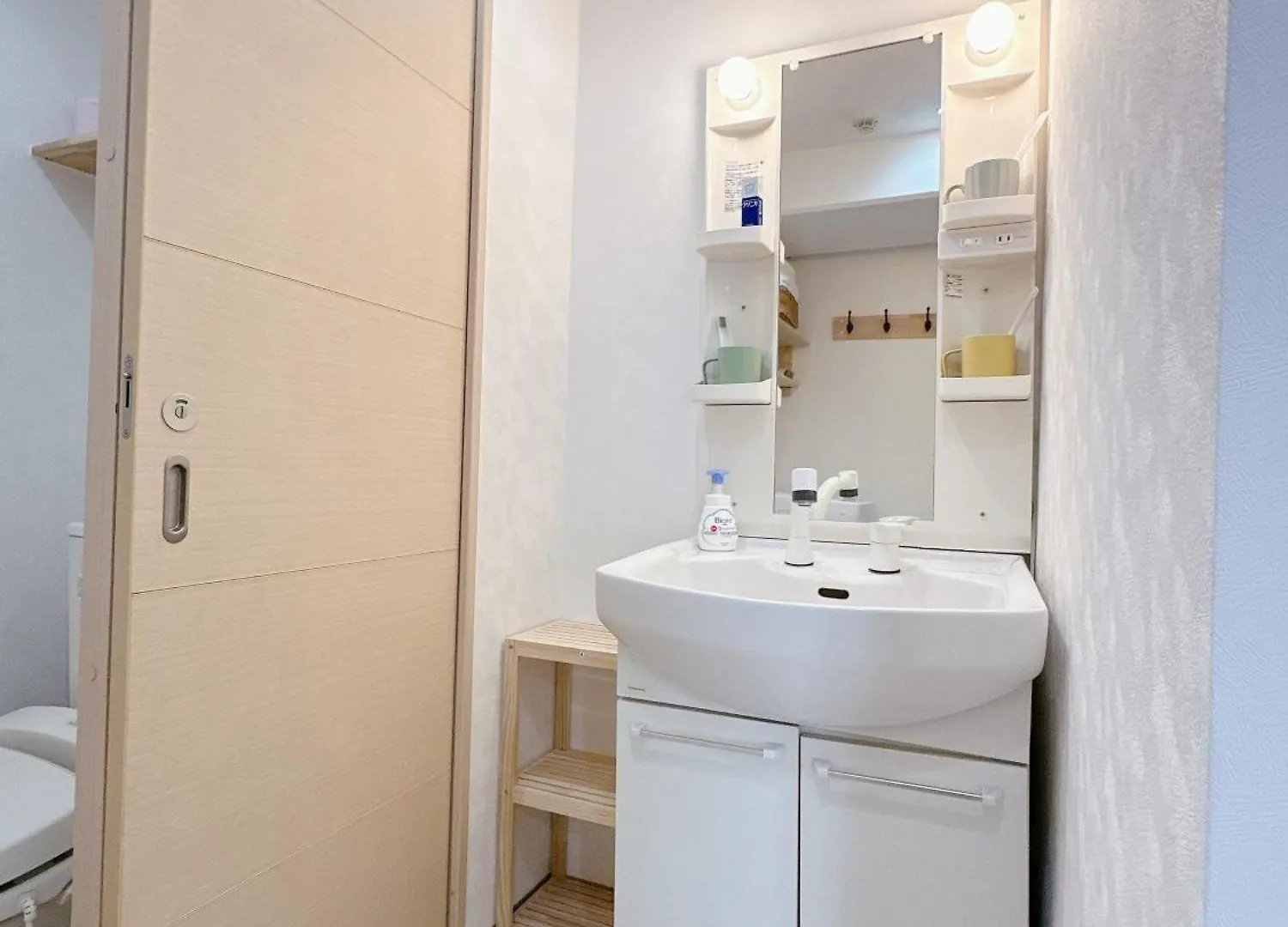Apartment 三米-黒門市場-黑门市场-Kuromon-203タイプ Osaka Japan